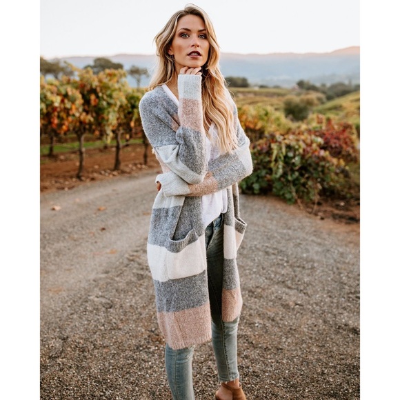 Vici Sweaters - 🆕 Gray Striped Pocketed Cardigan